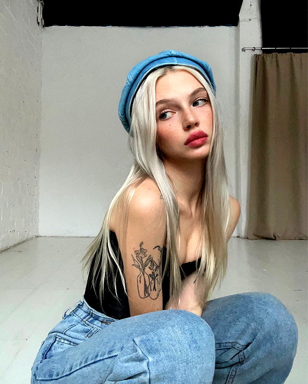alisatvoya instagram image archive image