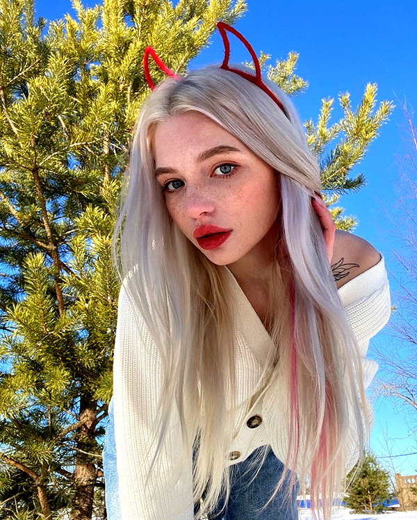 alisatvoya instagram image archive image