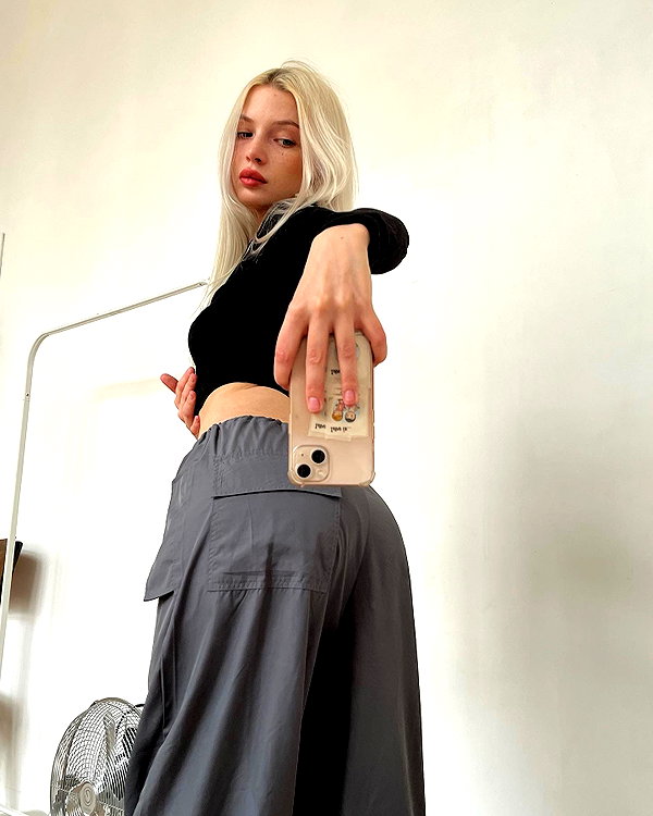 alisatvoya instagram image archive image