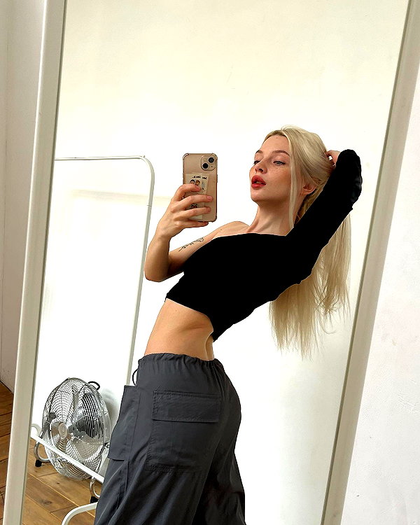 alisatvoya instagram image archive image