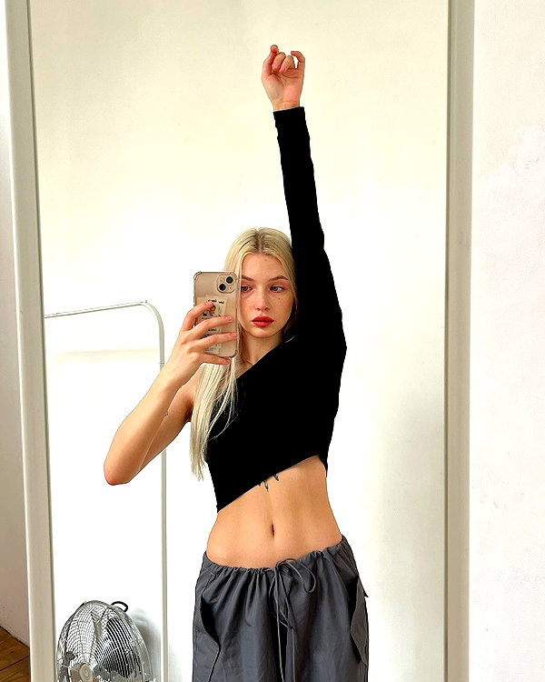 alisatvoya instagram image archive image