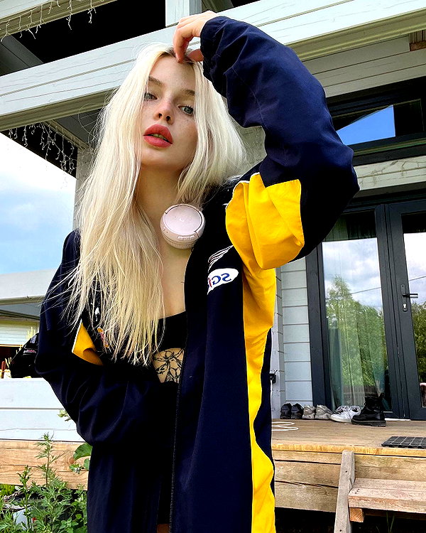alisatvoya instagram image archive image