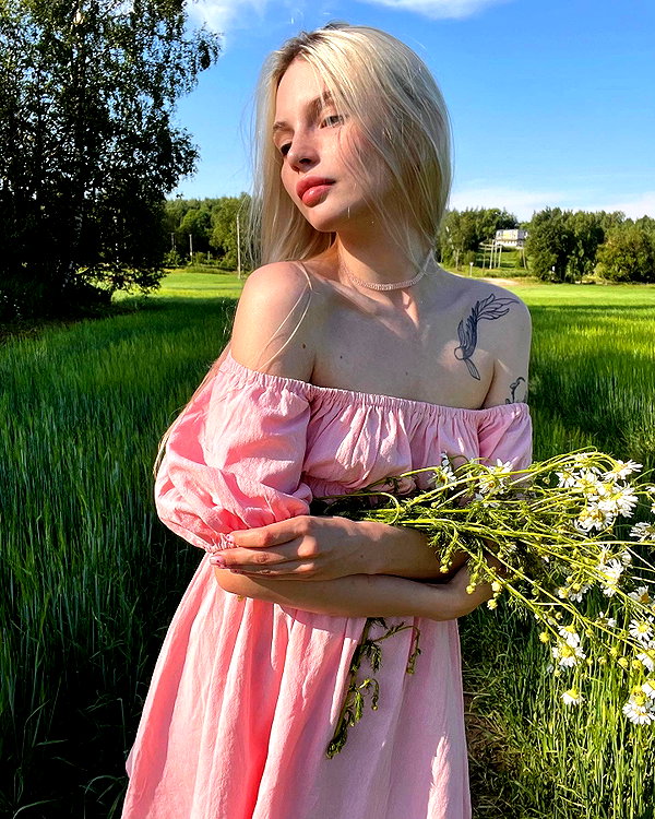alisatvoya instagram image archive image