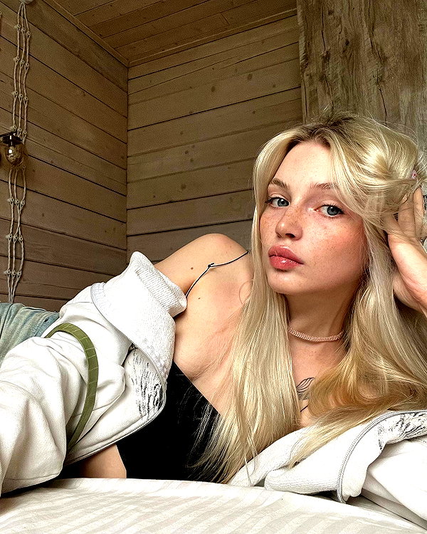 alisatvoya instagram image archive image