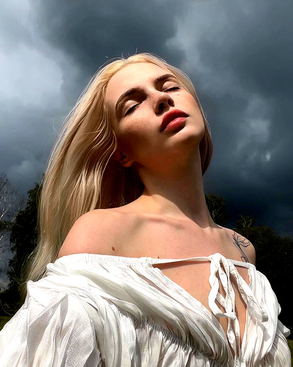 alisatvoya instagram image archive image