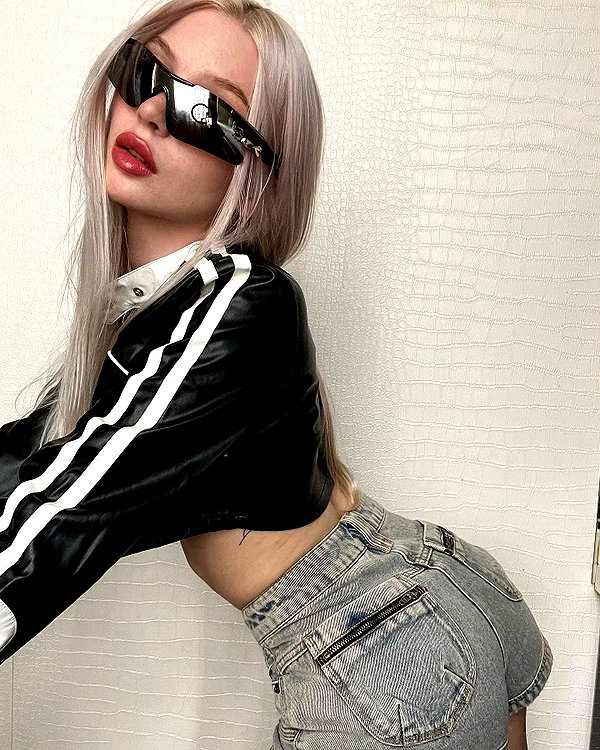 alisatvoya instagram image archive image