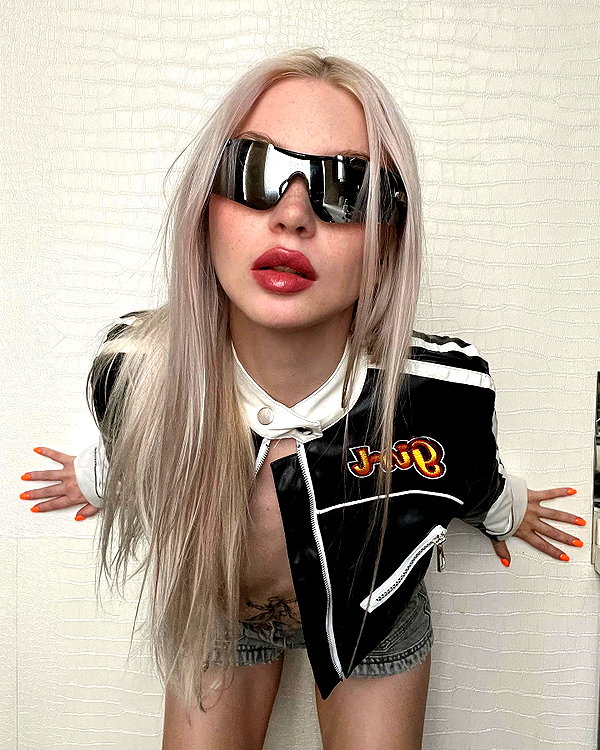 alisatvoya instagram image archive image
