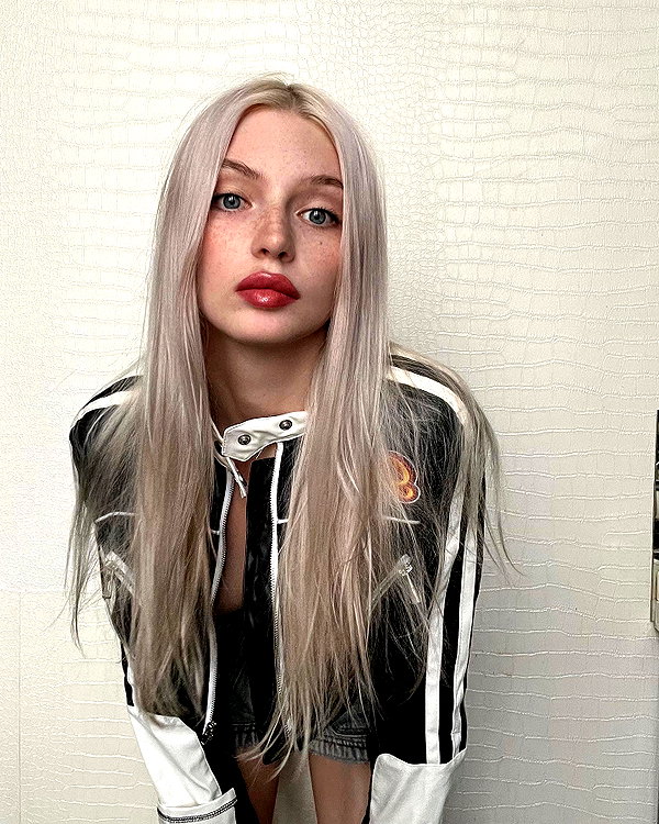 alisatvoya instagram image archive image