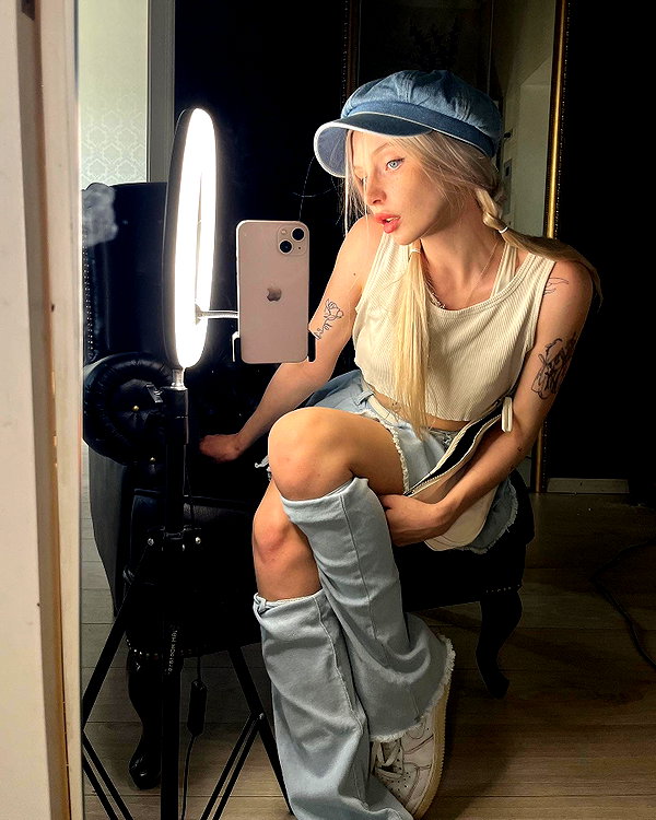 alisatvoya instagram image archive image