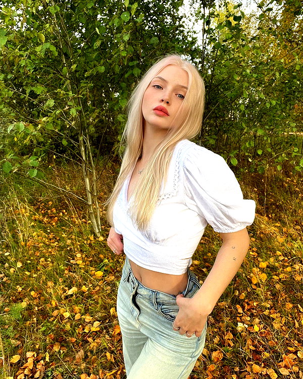 alisatvoya instagram image archive image