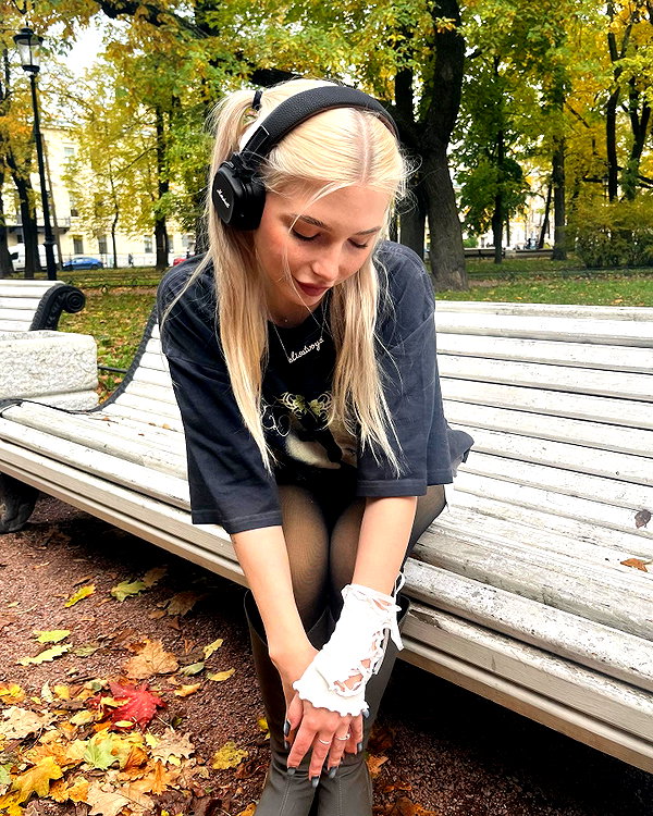 alisatvoya instagram image archive image