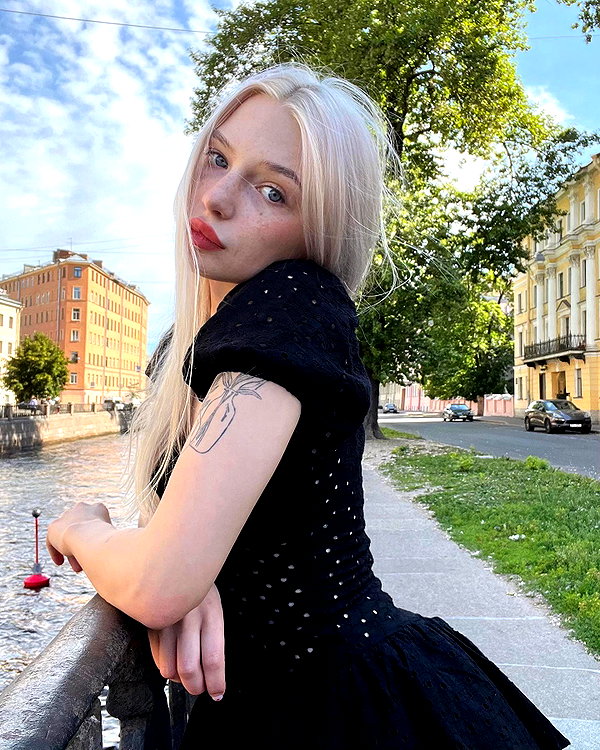 alisatvoya instagram image archive image