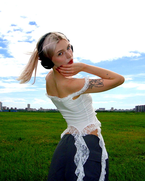 alisatvoya instagram image archive image