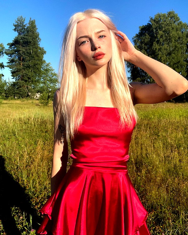alisatvoya instagram image archive image
