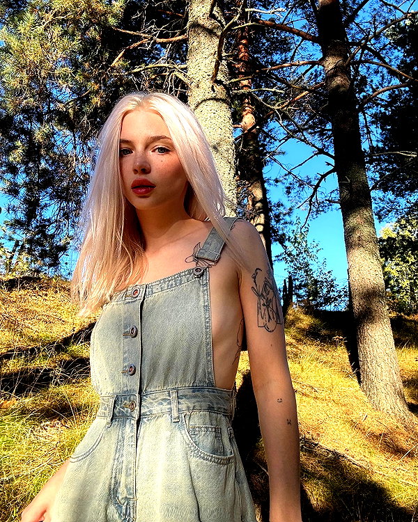 alisatvoya instagram image archive image