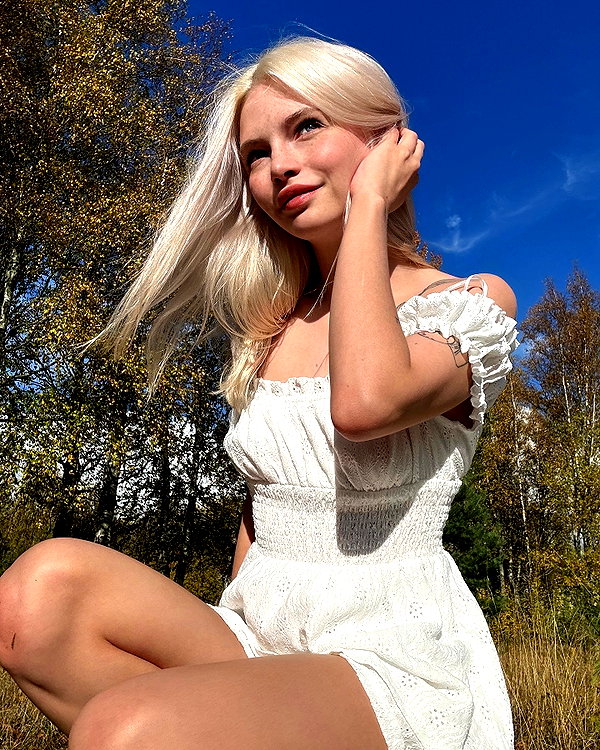 alisatvoya instagram image archive image