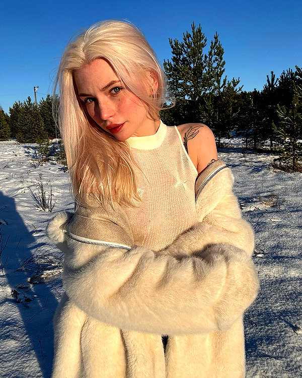 alisatvoya instagram image archive image