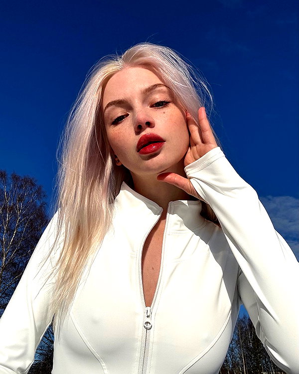 alisatvoya instagram image archive image