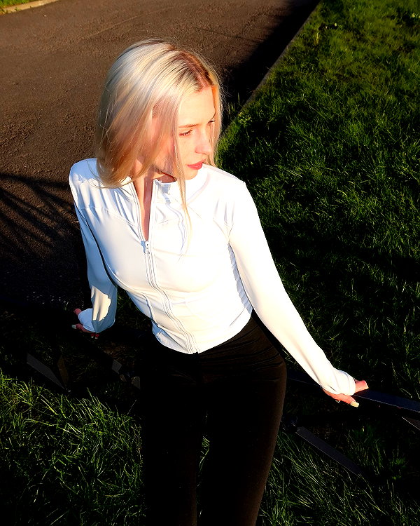 alisatvoya instagram image archive image