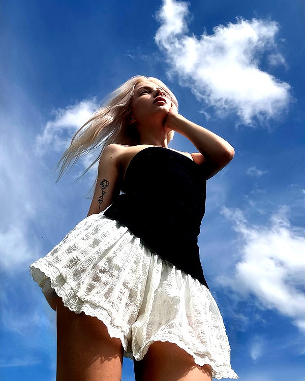 alisatvoya instagram image archive image