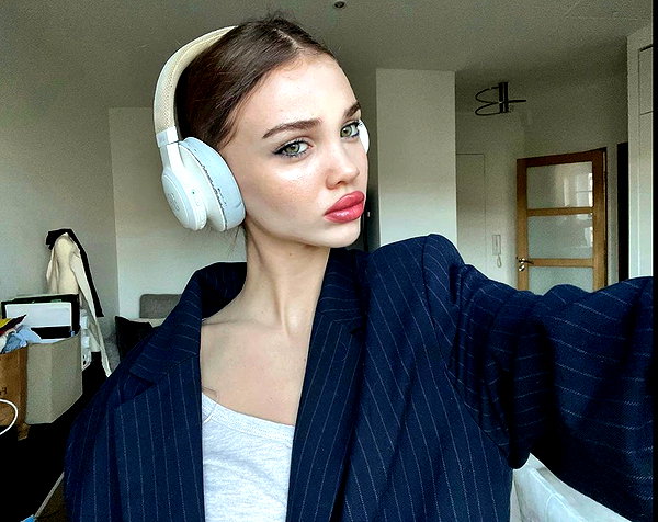 alishenyka instagram image archive image