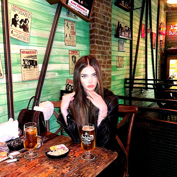 alishenyka instagram image archive image