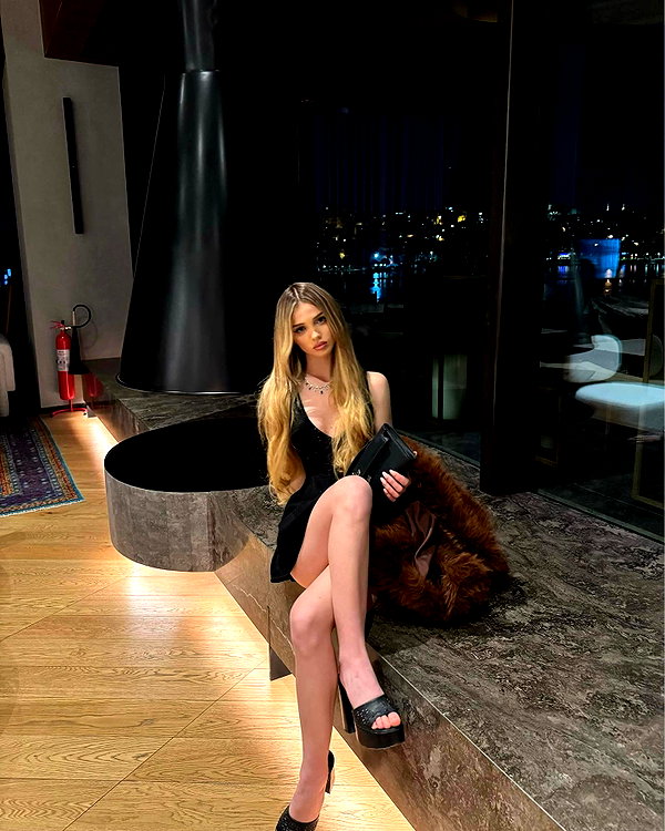 alishenyka instagram image archive image