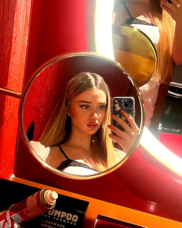 alishenyka instagram image archive image