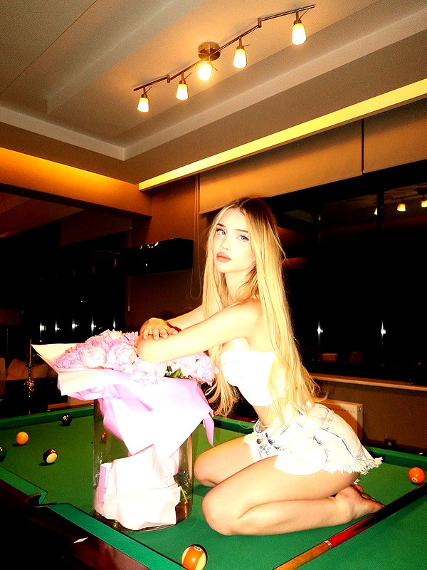 alishenyka instagram image archive image