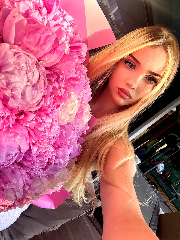 alishenyka instagram image archive image