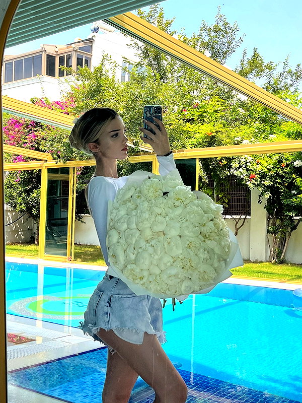 alishenyka instagram image archive image
