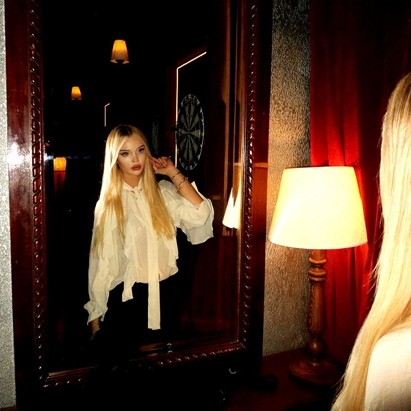 alishenyka instagram image archive image