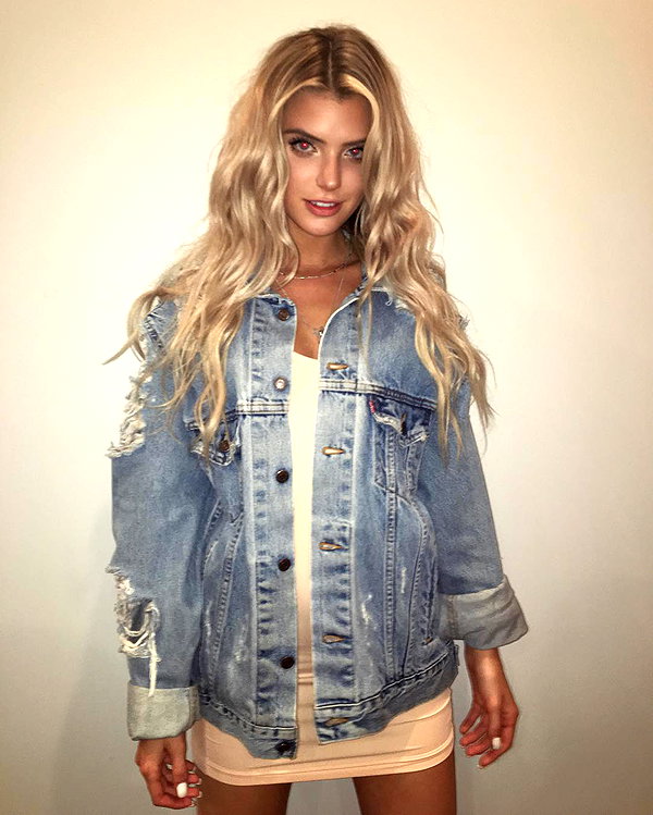 alissaviolet instagram image archive image