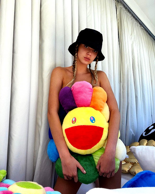 alissaviolet instagram image archive image