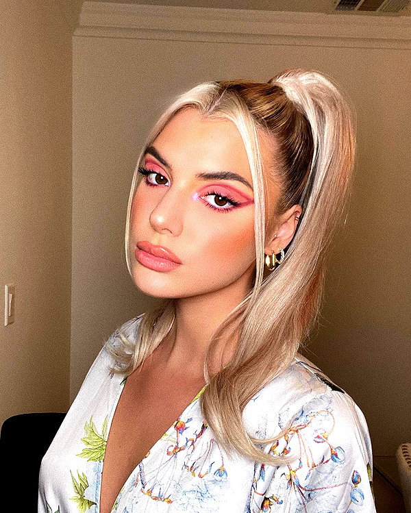 alissaviolet instagram image archive image