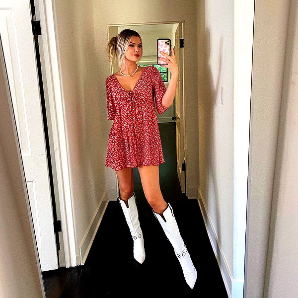 alissaviolet instagram image archive image