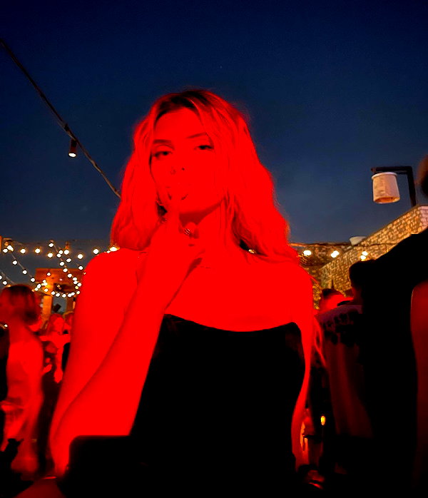 alissaviolet instagram image archive image