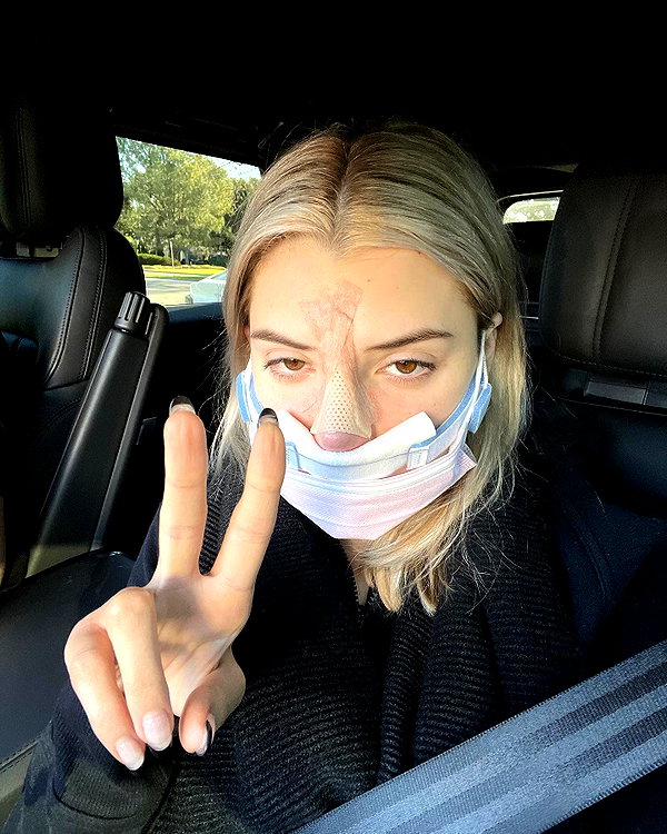 alissaviolet instagram image archive image