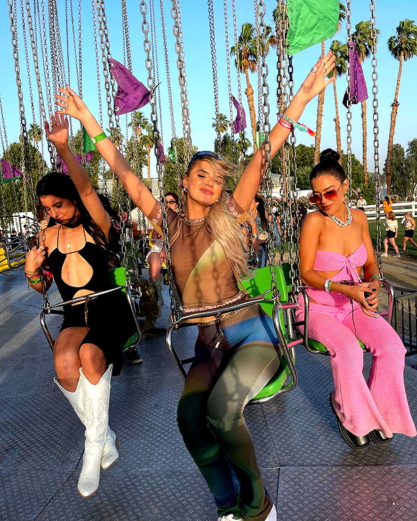 alissaviolet instagram image archive image