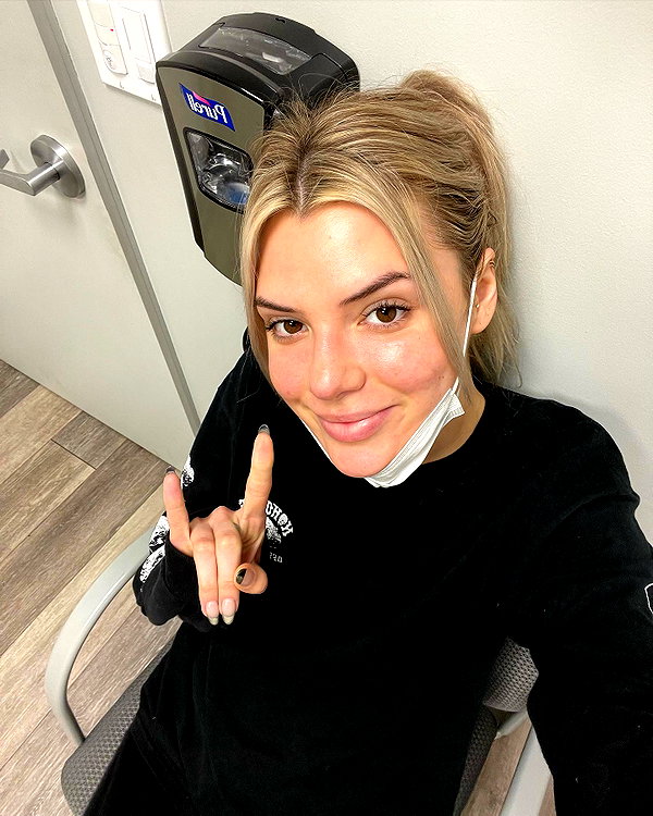 alissaviolet instagram image archive image