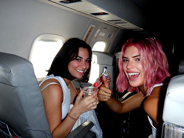 alissaviolet instagram image archive image