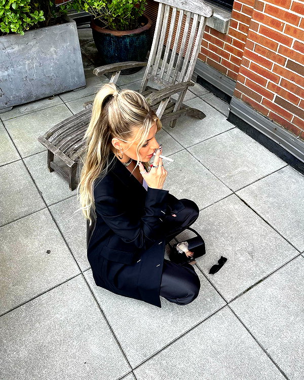 alissaviolet instagram image archive image