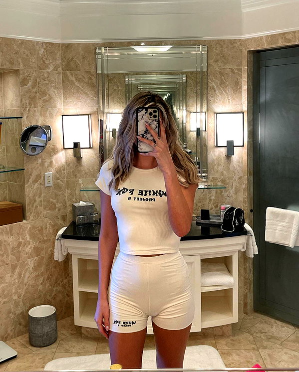 alissaviolet instagram image archive image