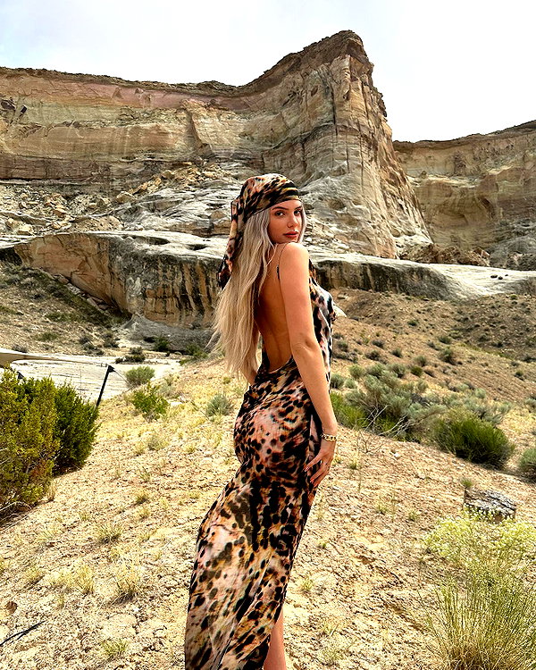 alissaviolet instagram image archive image