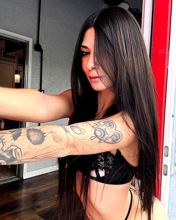 allieblossompaige instagram image archive image