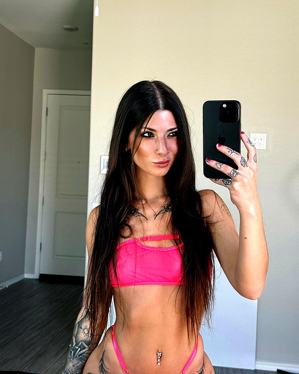 allieblossompaige instagram image archive image