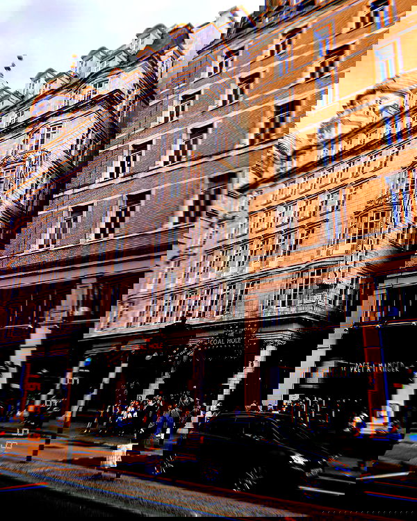 allygravemade image ~ Altpins