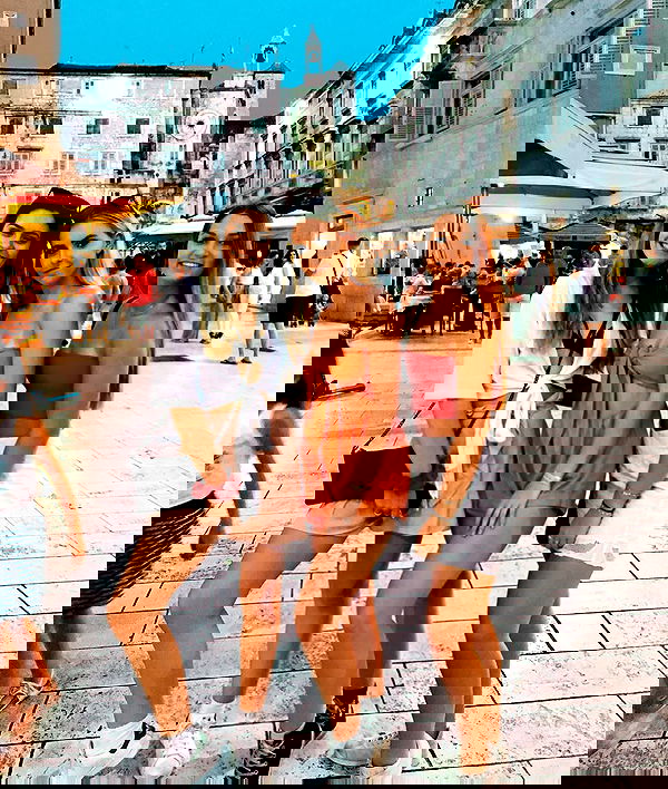 allygravemade image ~ Altpins