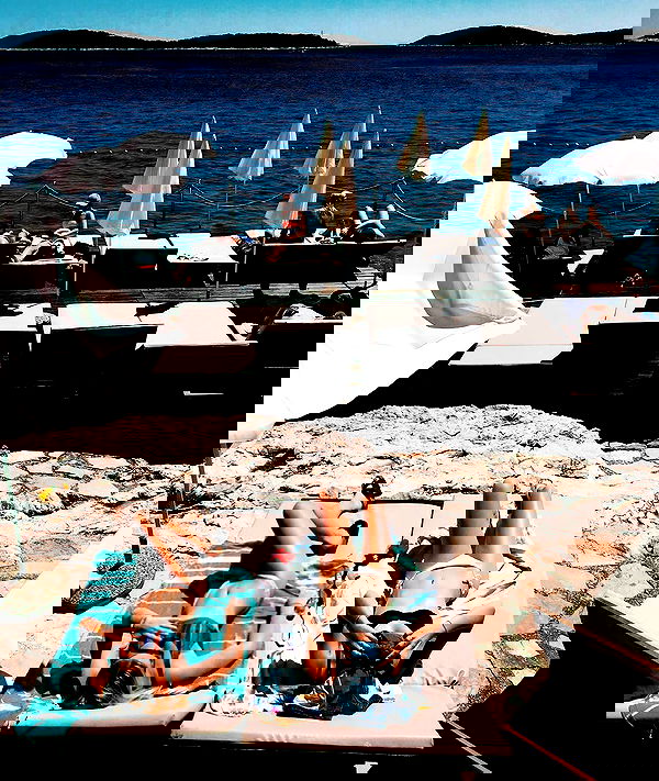 allygravemade image ~ Altpins