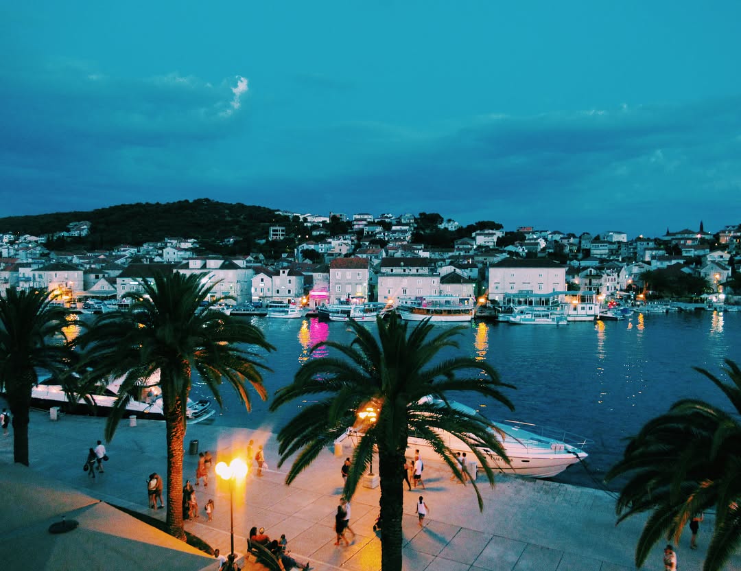 allygravemade instagram image archive image